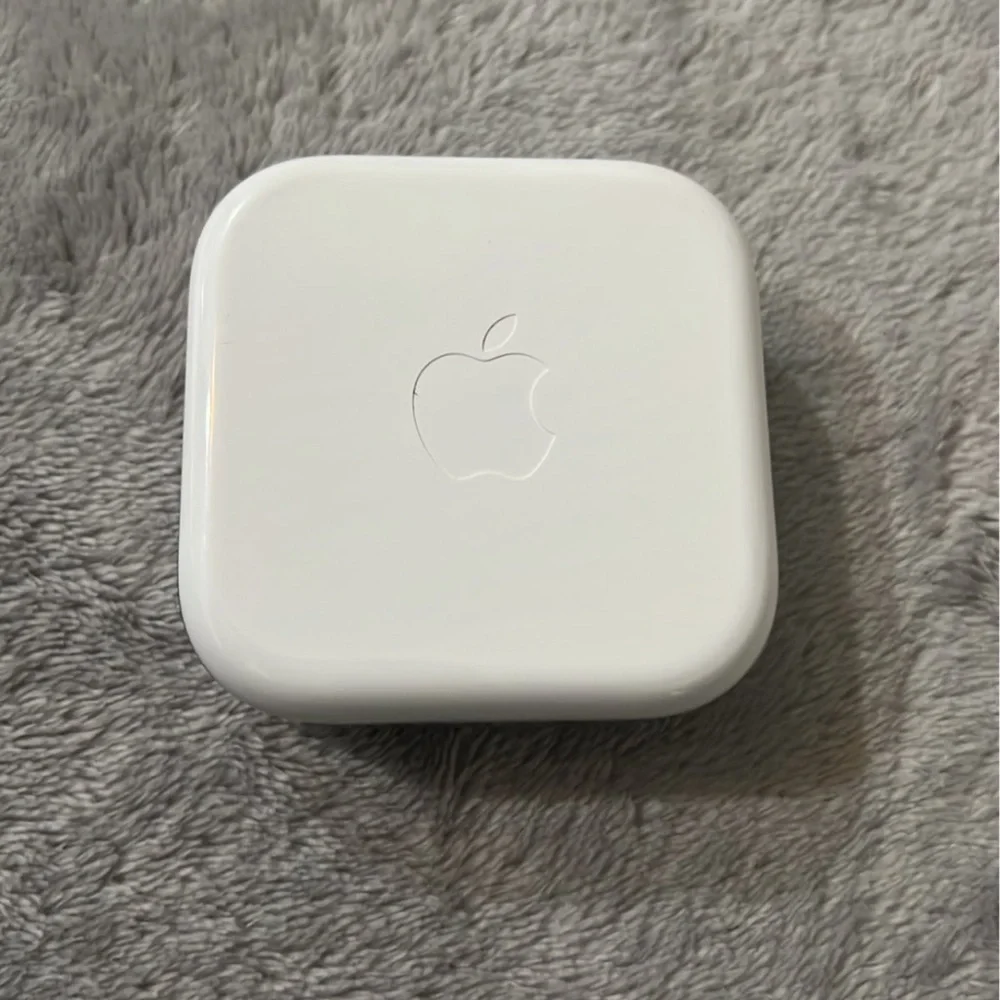Apple Headphones with microphone